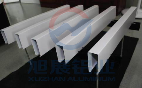 U型铝